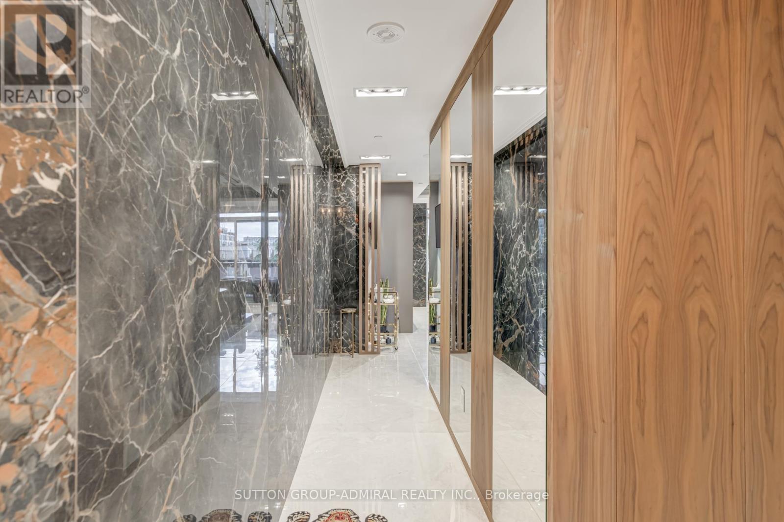 505 - 88 Cumberland Street, Toronto, Ontario  M5R 0C8 - Photo 3 - C12715966