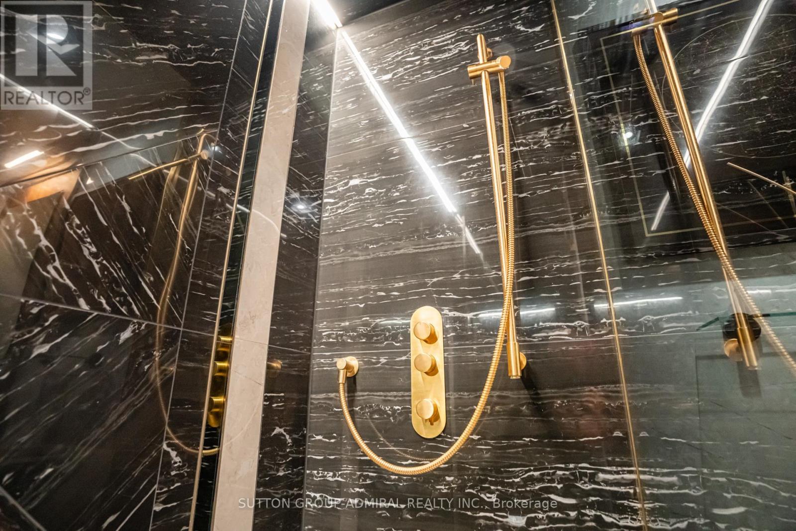 505 - 88 Cumberland Street, Toronto, Ontario  M5R 0C8 - Photo 21 - C12715968