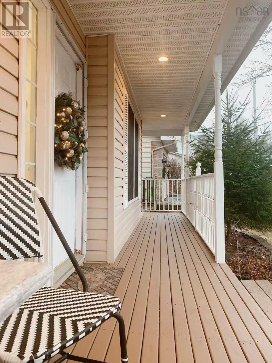 47 Nottingham Street, Bedford, Nova Scotia  B4A 3A8 - Photo 3 - 202601177