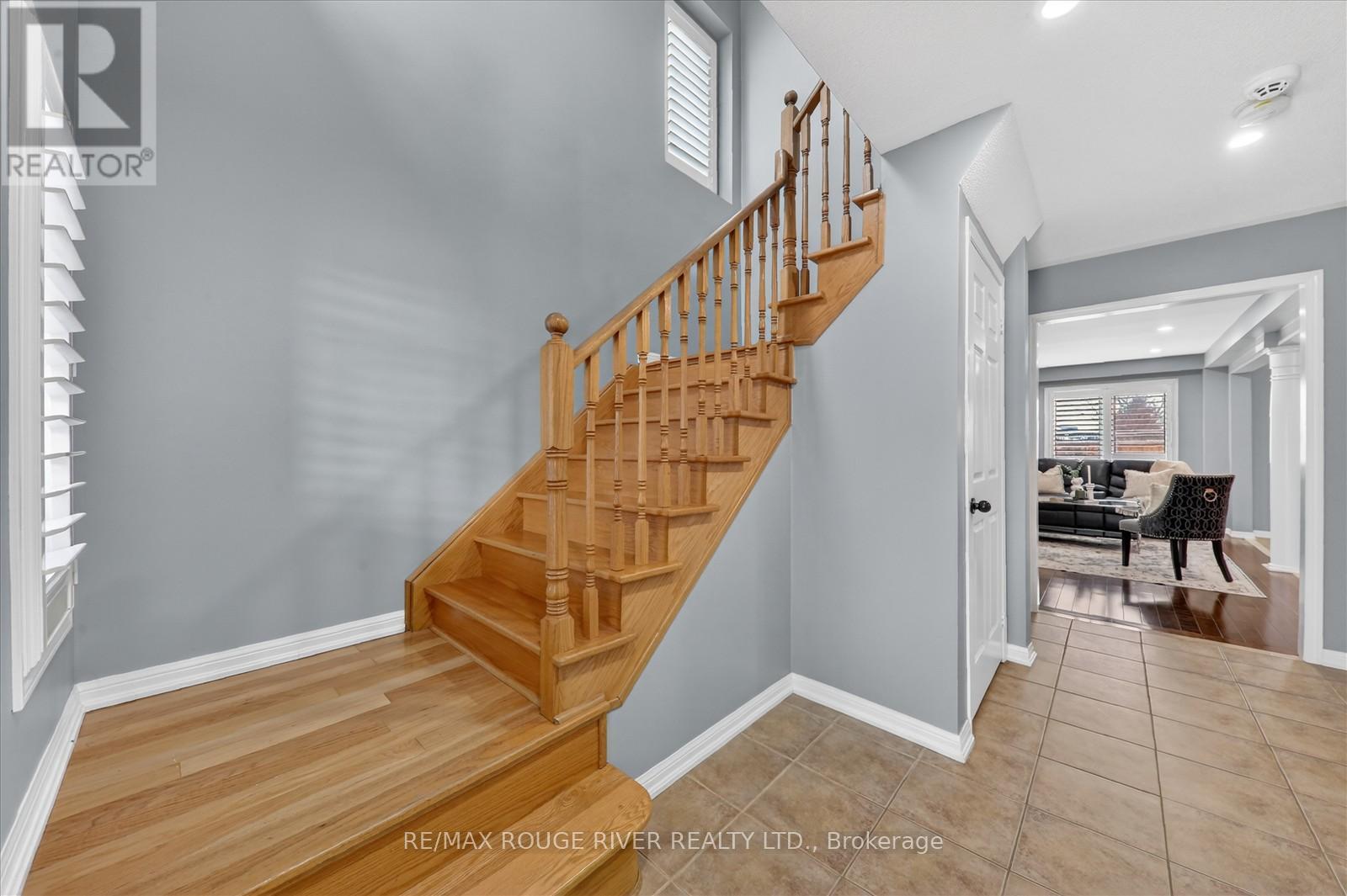 89 Kirkland Place, Whitby (Williamsburg), Ontario  L1P 1X1 - Photo 6 - E12715930