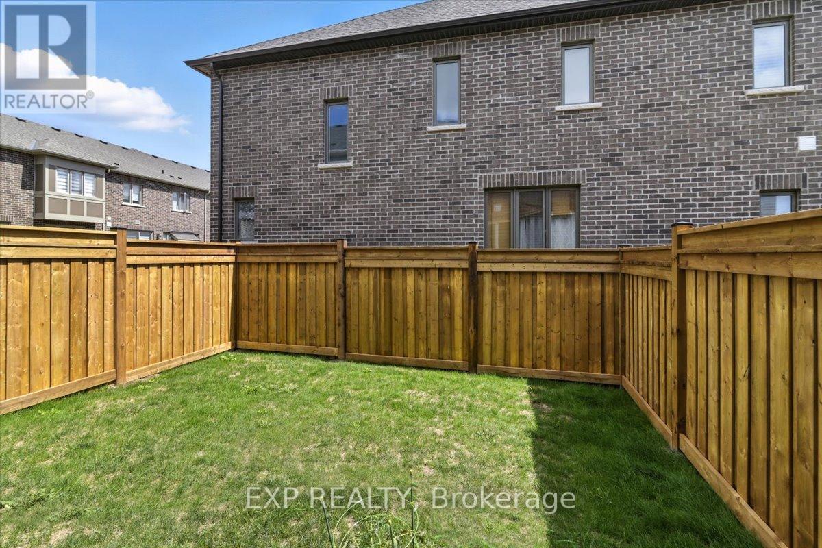 3303 Thunderbird Promenade, Pickering, Ontario  L1X 0N4 - Photo 38 - E12715934