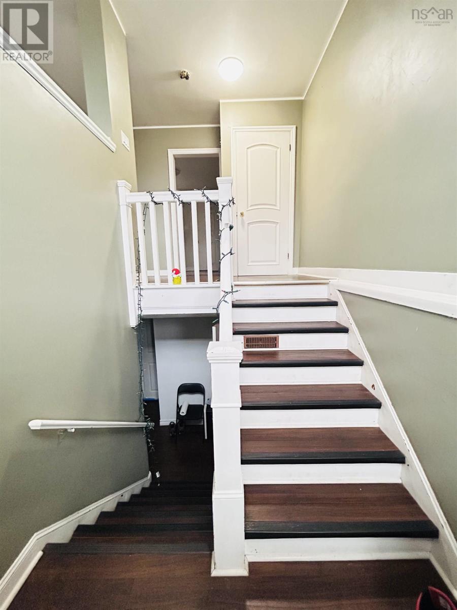 816 Upper Prince Street, Sydney, Nova Scotia  B1P 5N7 - Photo 3 - 202601198