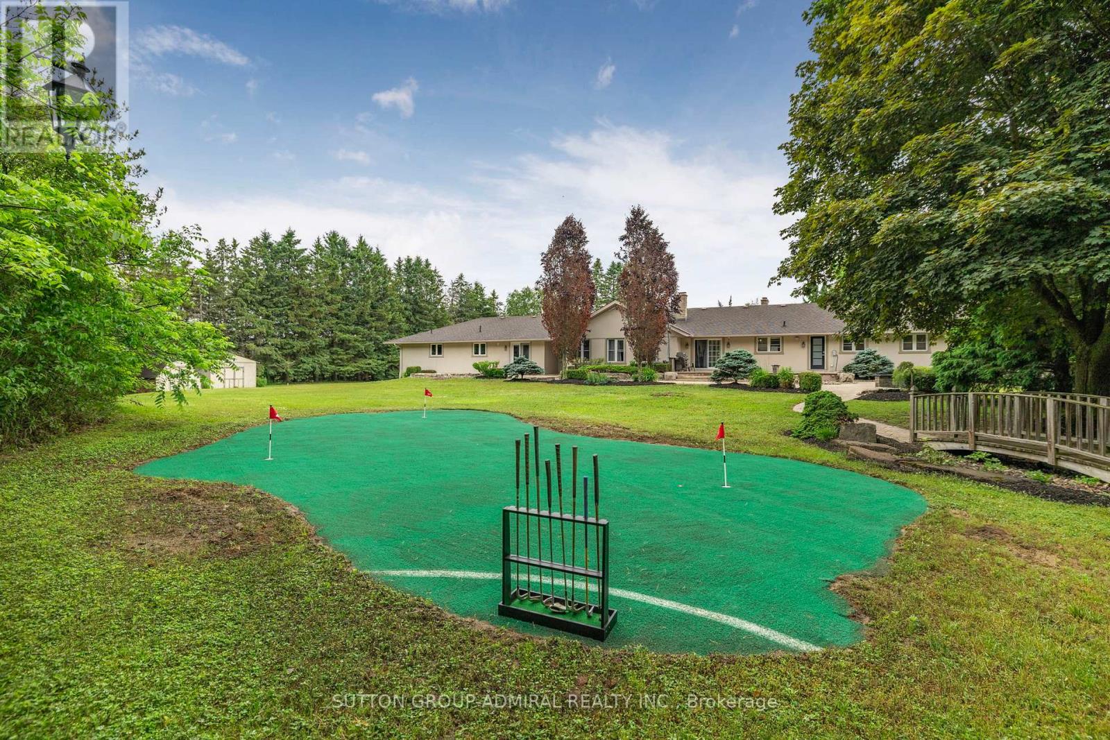 120 Lake Woods Drive, Whitchurch-Stouffville, Ontario  L4A 1P1 - Photo 11 - N12715948