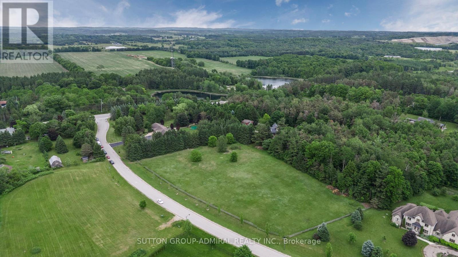 120 Lake Woods Drive, Whitchurch-Stouffville, Ontario  L4A 1P1 - Photo 14 - N12715948