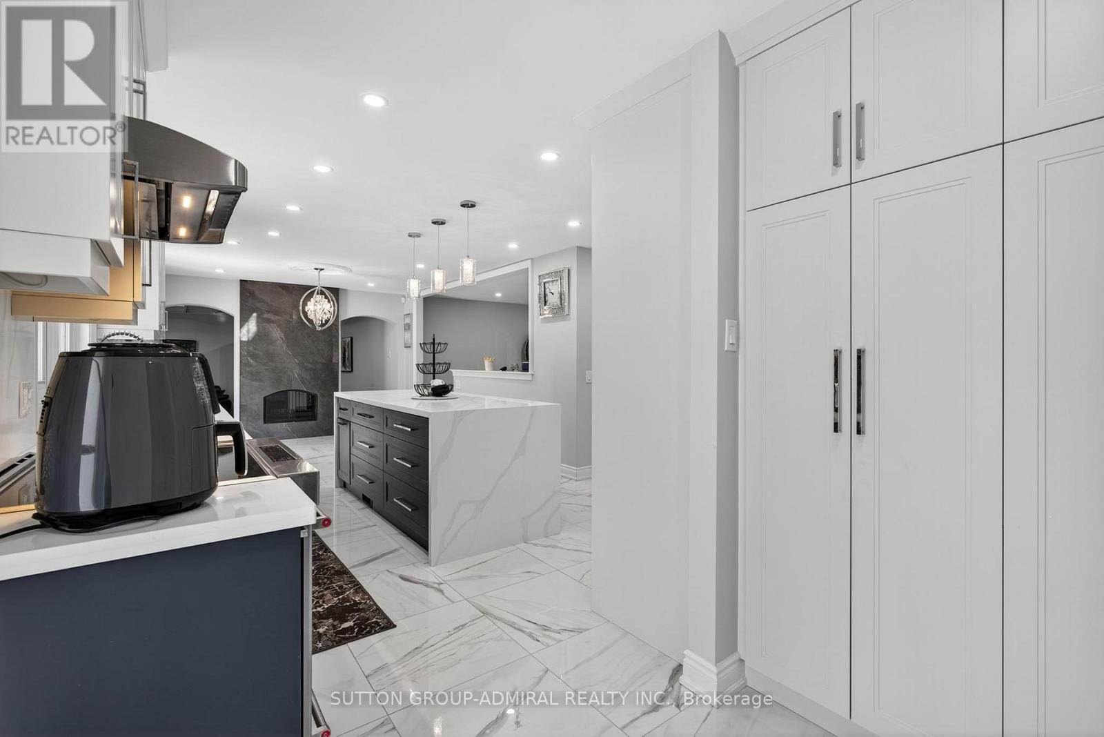 120 Lake Woods Drive, Whitchurch-Stouffville, Ontario  L4A 1P1 - Photo 20 - N12715948