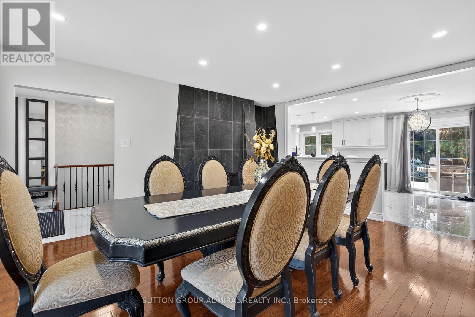 120 Lake Woods Drive, Whitchurch-Stouffville, Ontario  L4A 1P1 - Photo 23 - N12715948