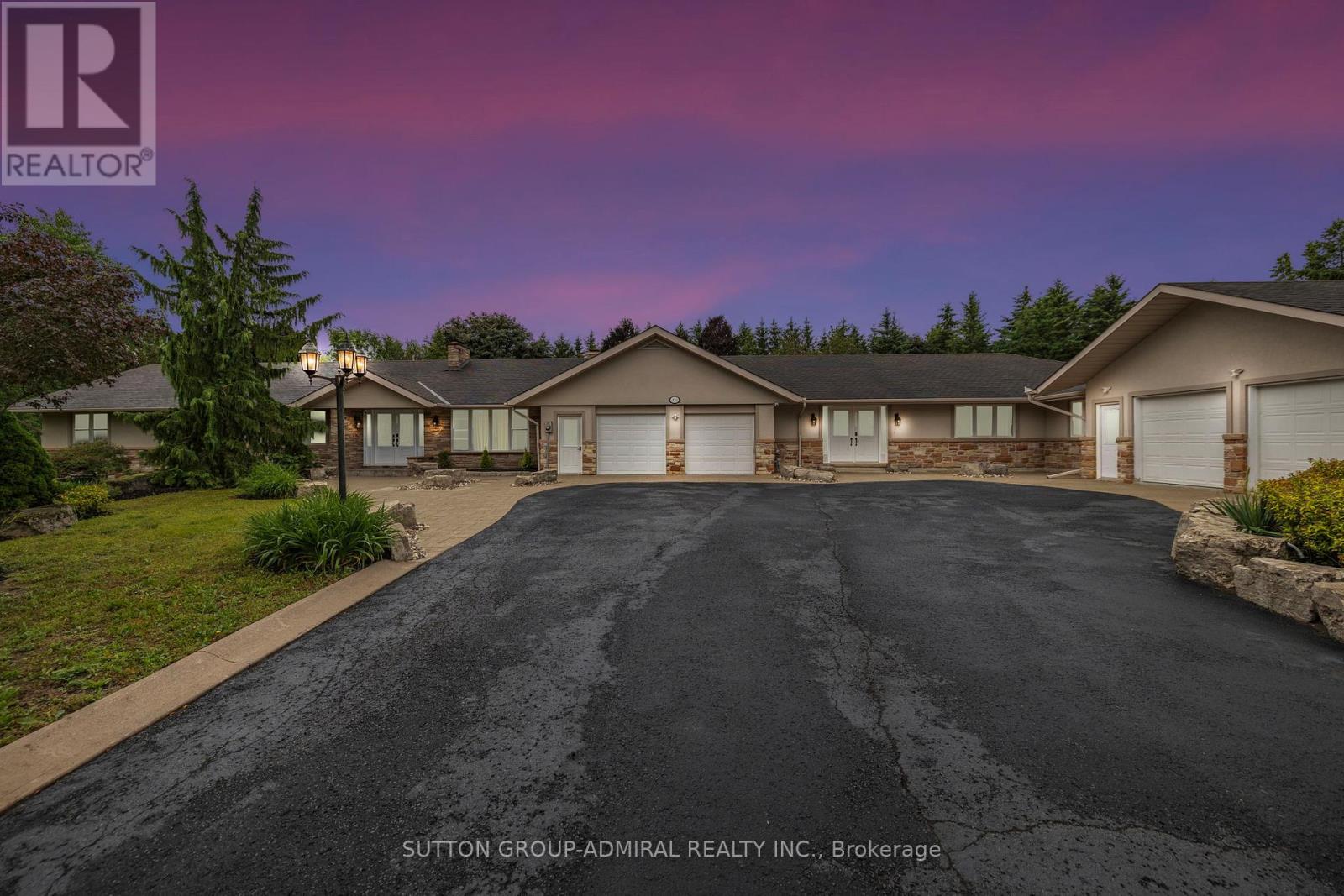 120 Lake Woods Drive, Whitchurch-Stouffville, Ontario  L4A 1P1 - Photo 4 - N12715948