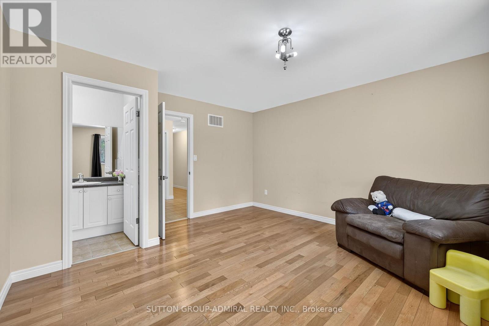 120 Lake Woods Drive, Whitchurch-Stouffville, Ontario  L4A 1P1 - Photo 43 - N12715948