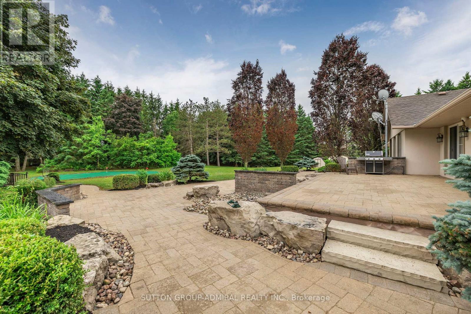 120 Lake Woods Drive, Whitchurch-Stouffville, Ontario  L4A 1P1 - Photo 8 - N12715948