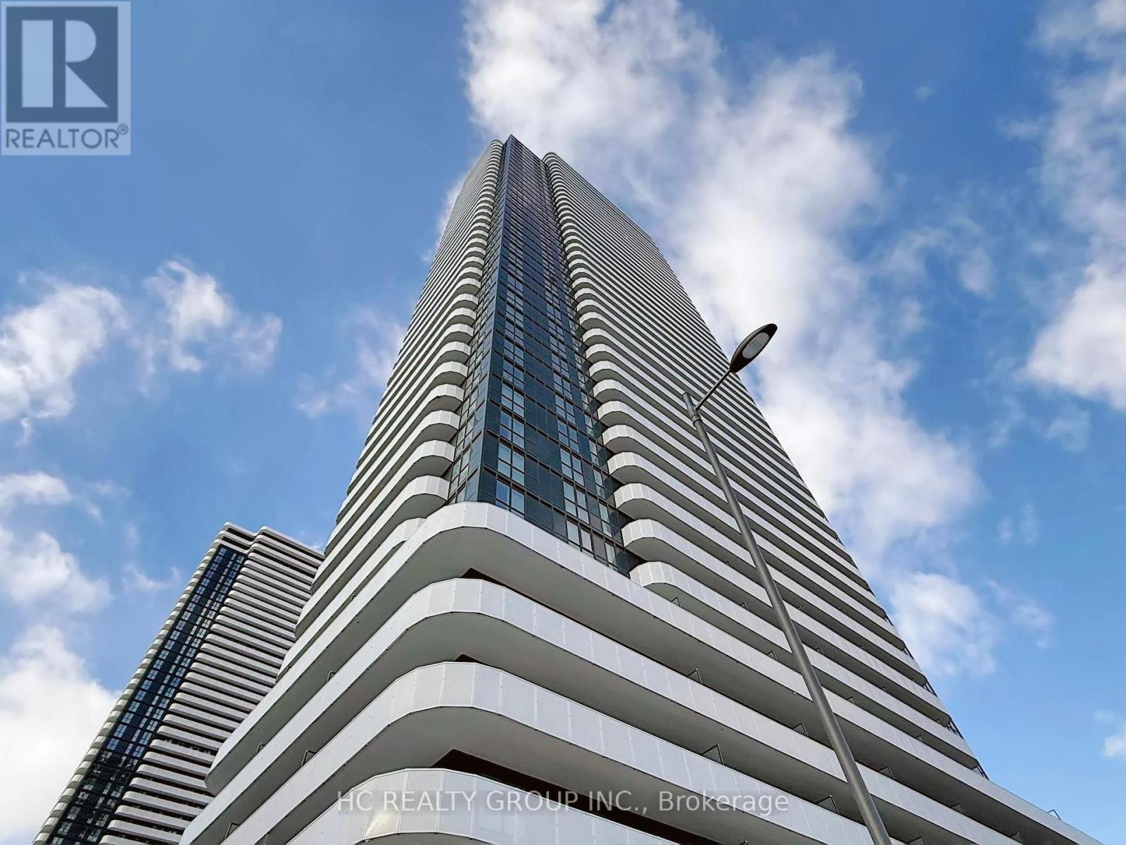 5001 - 8 Interchange Way, Vaughan, Ontario  L4K 0R2 - Photo 1 - N12715972