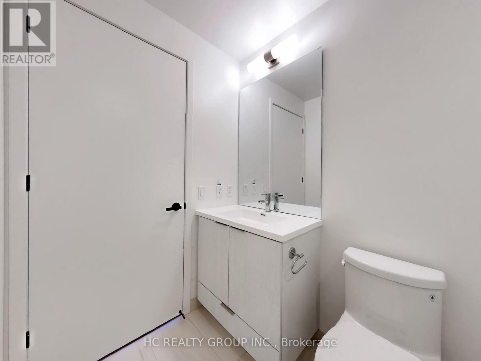 5001 - 8 Interchange Way, Vaughan, Ontario  L4K 0R2 - Photo 19 - N12715972