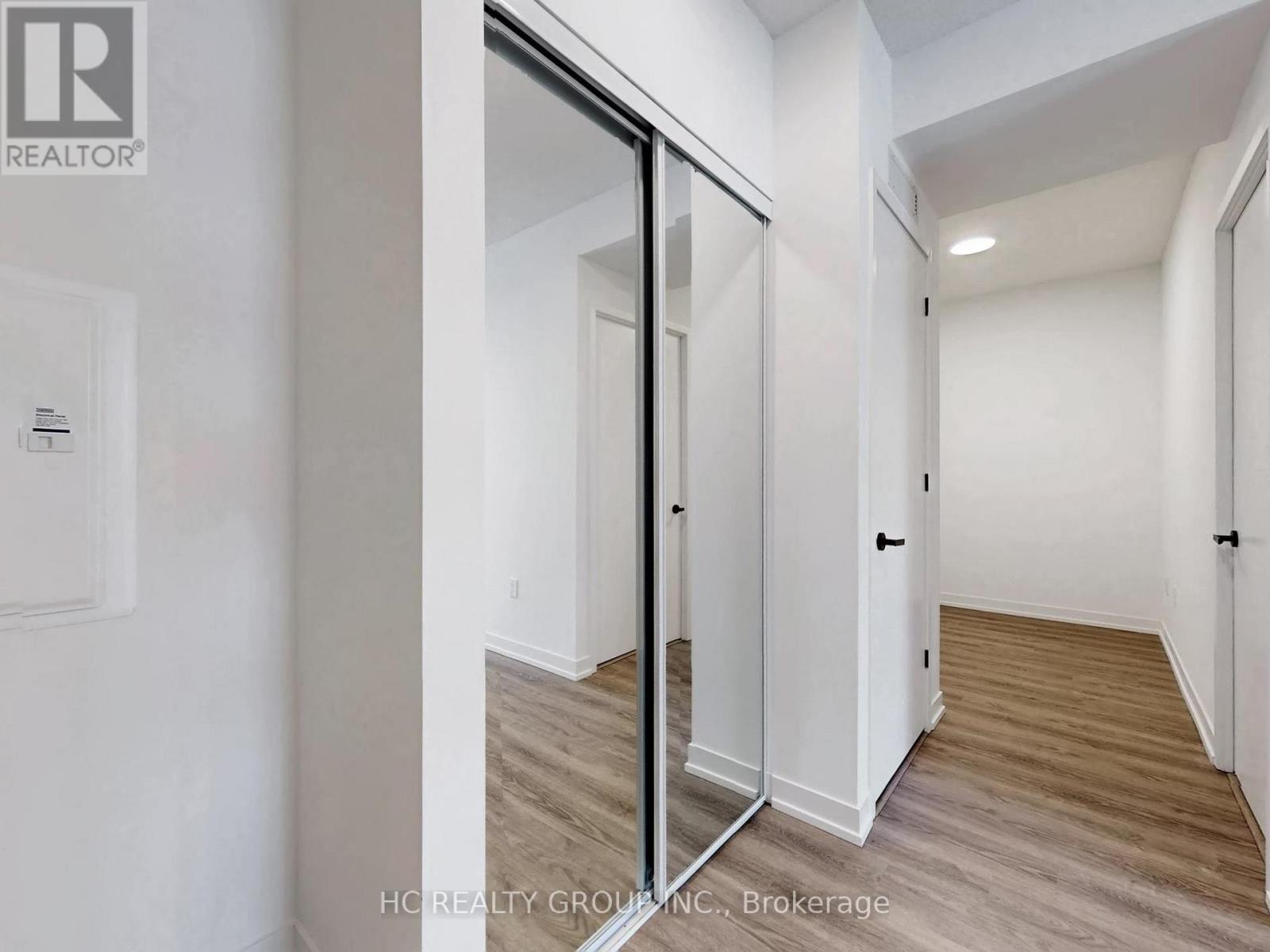 5001 - 8 Interchange Way, Vaughan, Ontario  L4K 0R2 - Photo 26 - N12715972