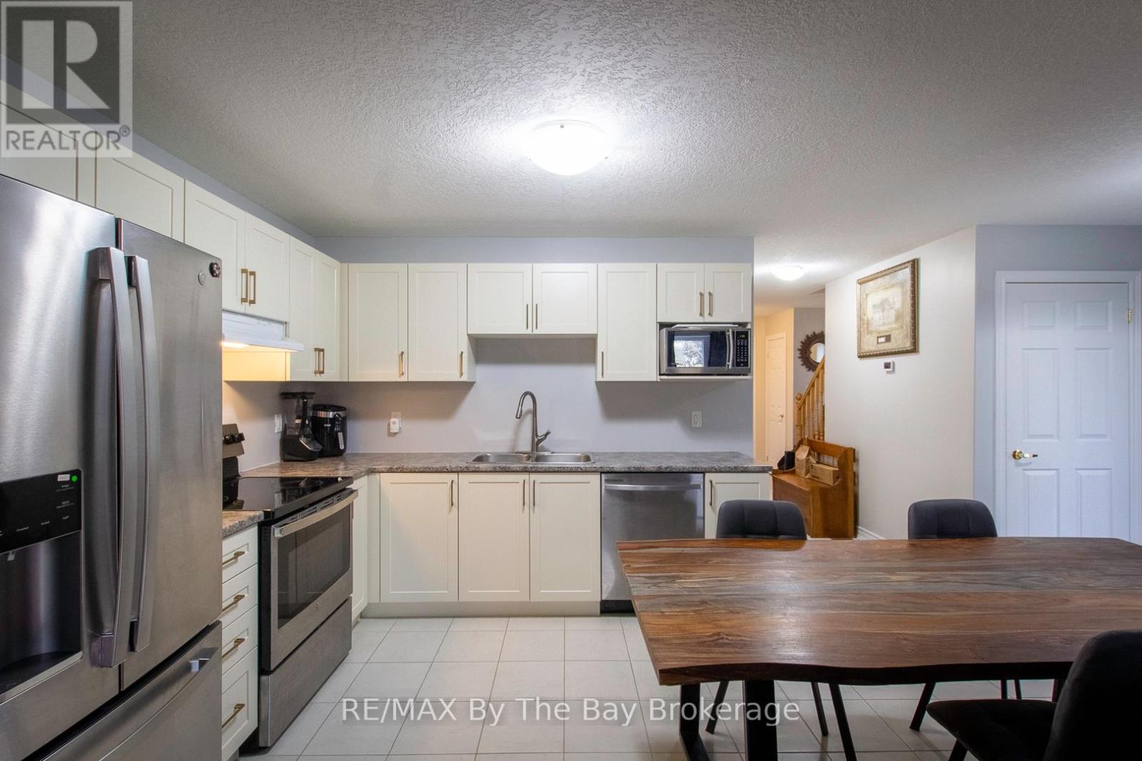 131 Stonebrook Way, Grey Highlands, Ontario  N0C 1H0 - Photo 12 - X12414267