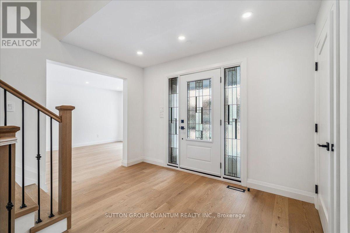 82 Marilyn Street, Caledon, Ontario  L7C 1H7 - Photo 3 - W12715960