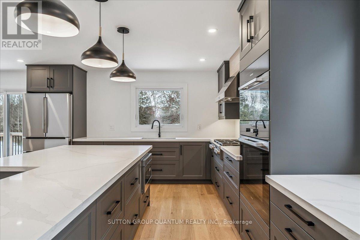 82 Marilyn Street, Caledon, Ontario  L7C 1H7 - Photo 9 - W12715960