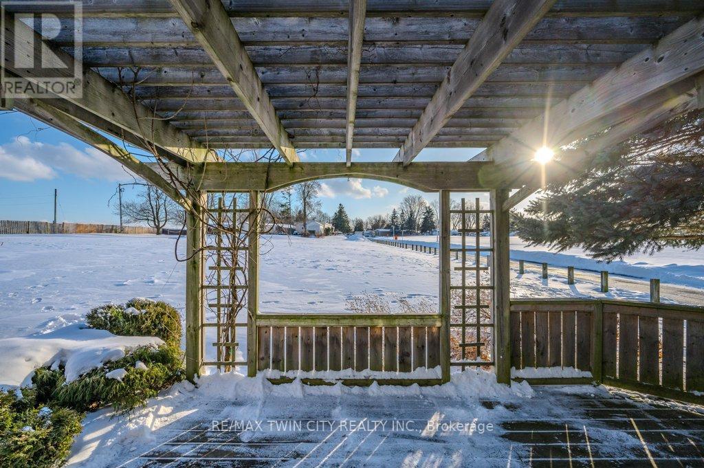 185 Wesley Crescent, Woolwich, Ontario  N2J 4G8 - Photo 27 - X12715916