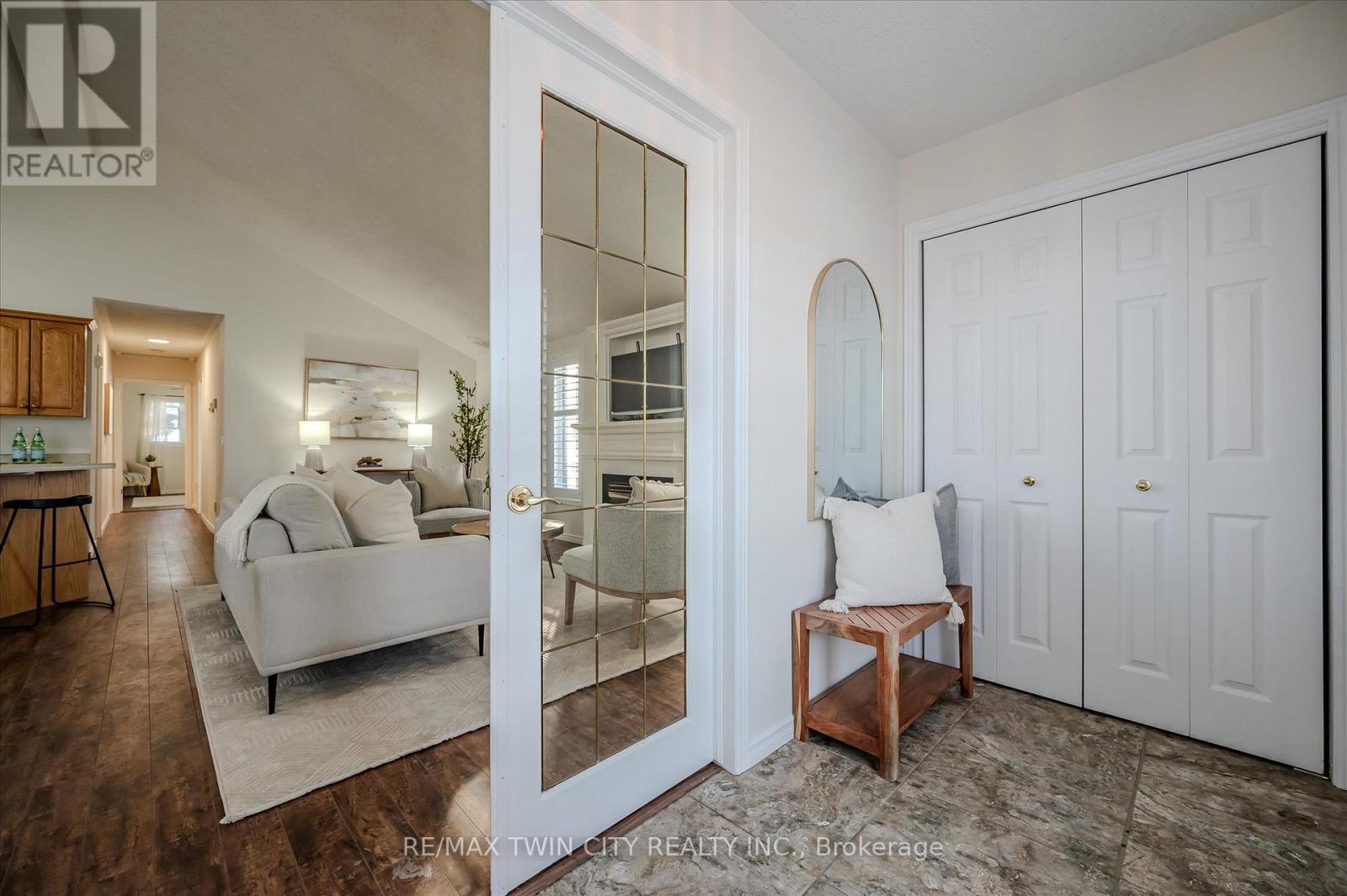 185 Wesley Crescent, Woolwich, Ontario  N2J 4G8 - Photo 3 - X12715916