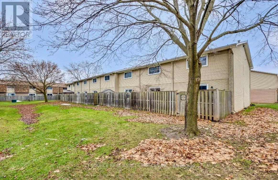 31 - 775 Osgoode Drive, London South, Ontario  N6E 1C2 - Photo 2 - X12715954