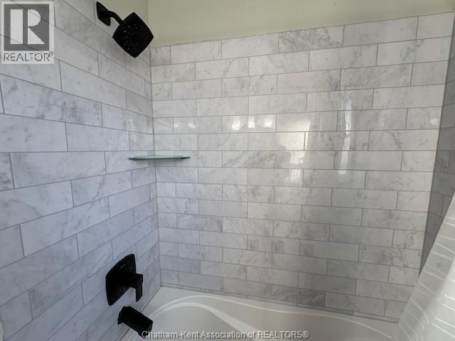 119 Lorne Avenue, Wallaceburg, Ontario  N8A 3Y9 - Photo 34 - 26000974