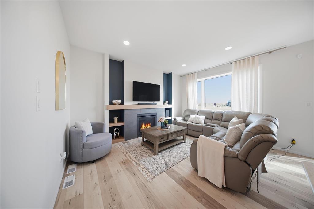 165 Goodman Drive, Winnipeg, Manitoba  R2V 5E5 - Photo 5 - 202601185