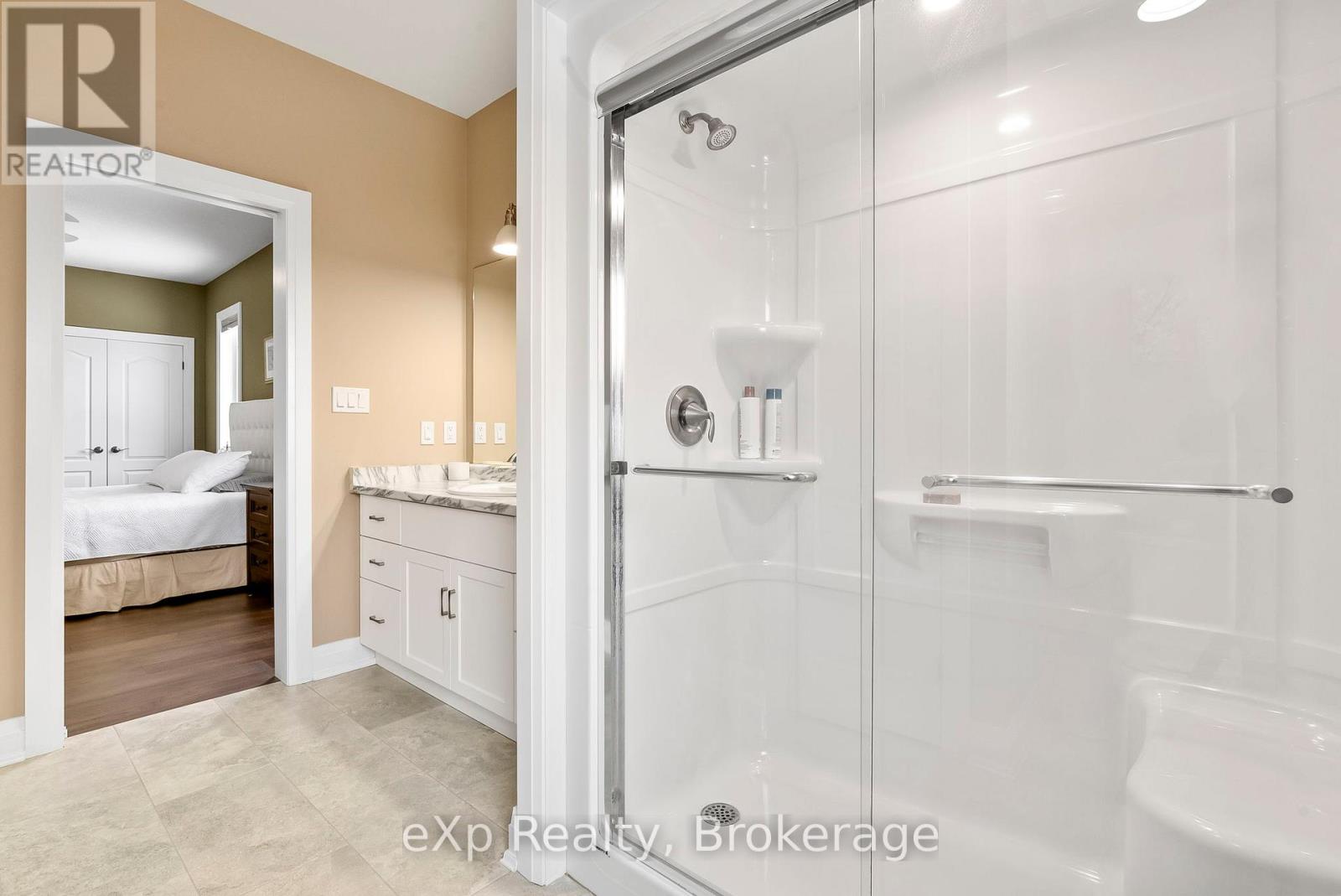 127 Doug's Crescent, Wellington North, Ontario N0G 2L4 - Photo 16 - X12715992