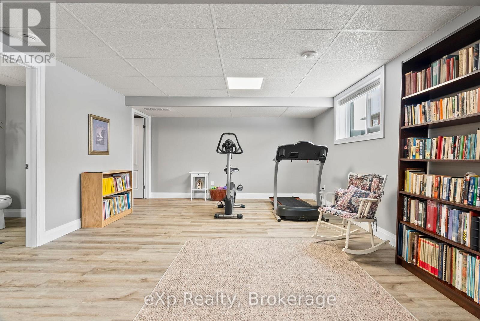 127 Doug's Crescent, Wellington North, Ontario N0G 2L4 - Photo 19 - X12715992