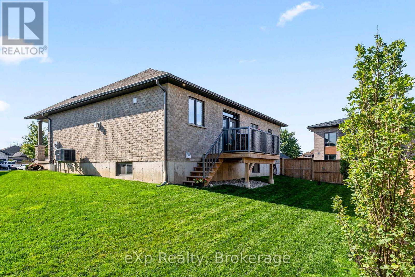 127 Doug's Crescent, Wellington North, Ontario N0G 2L4 - Photo 27 - X12715992