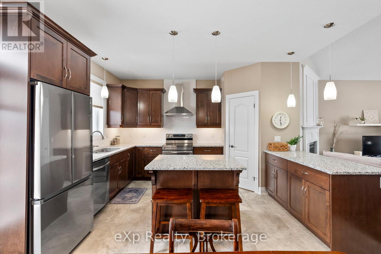 127 Doug's Crescent, Wellington North, Ontario N0G 2L4 - Photo 8 - X12715992