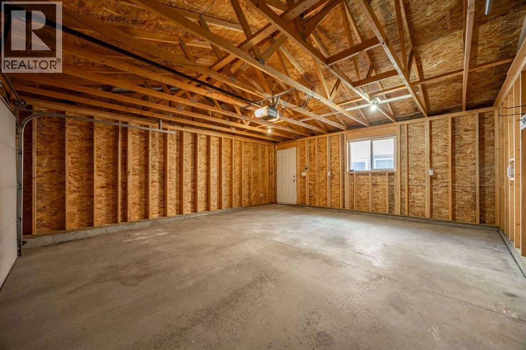 131 New Brighton Landing Se, Calgary, Alberta  T2Z 0S7 - Photo 27 - A2280351