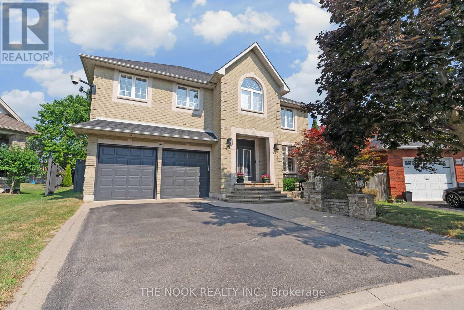 199 SAMAC COURT, Oshawa, Ontario