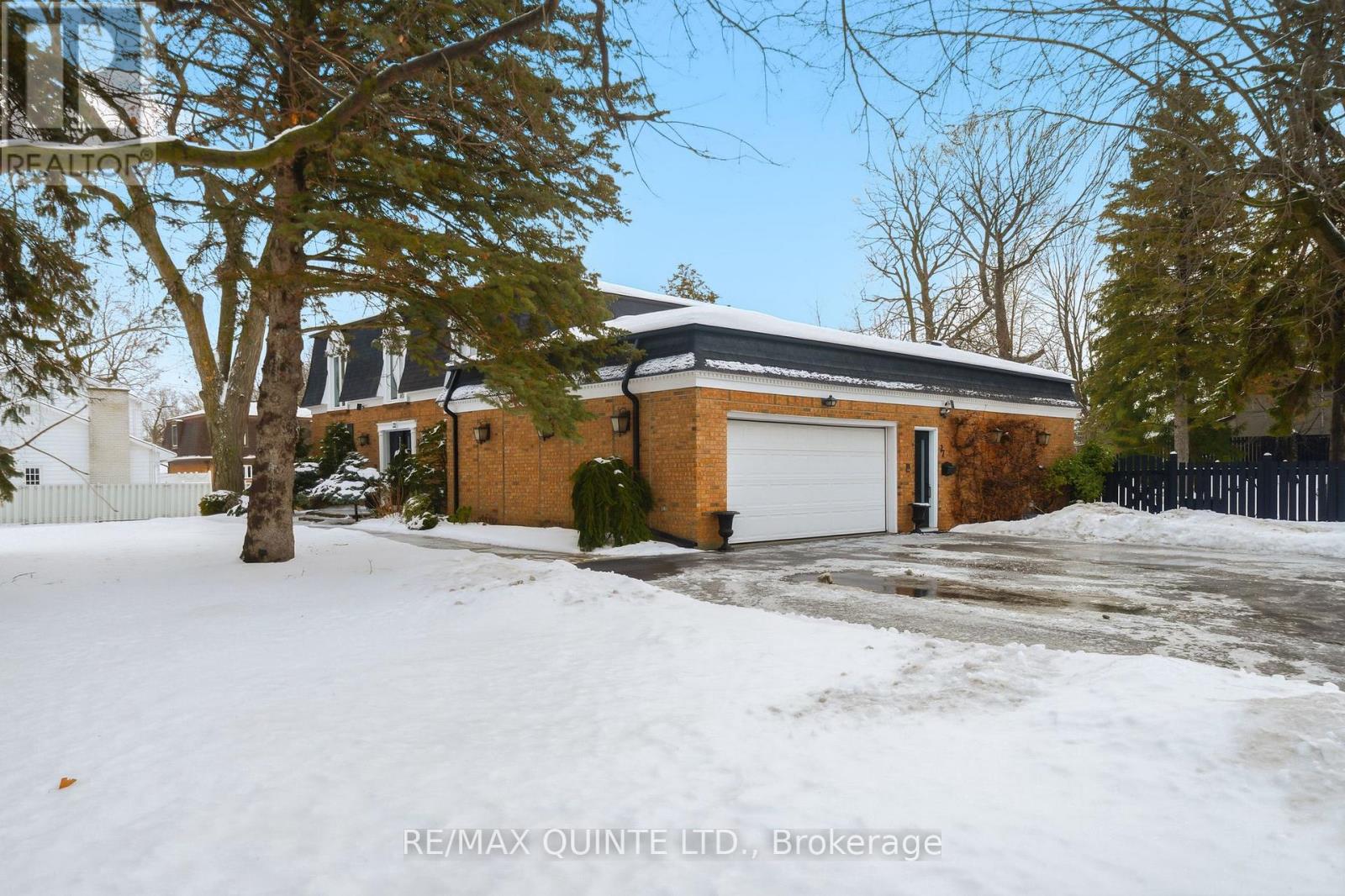 22 Forest Hill Crescent, Belleville, Ontario  K8N 4M5 - Photo 2 - X12716000