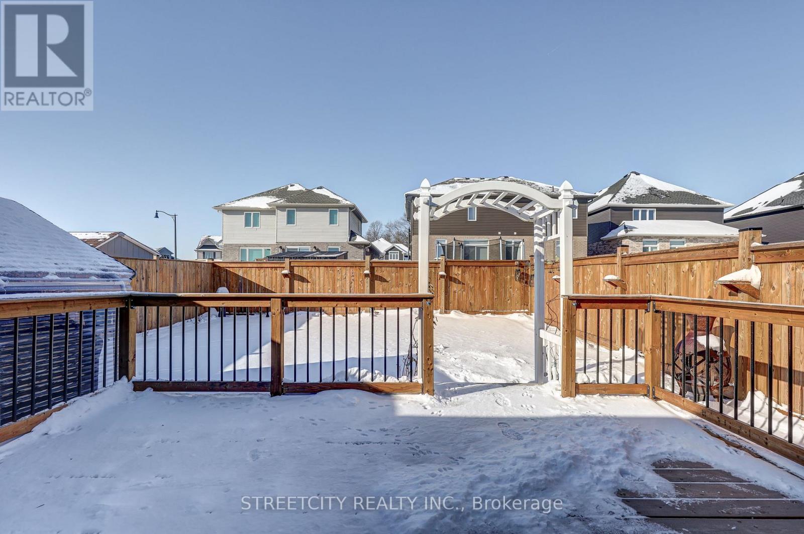 72 Ashberry Place, St. Thomas, Ontario  N5R 0H9 - Photo 34 - X12716004