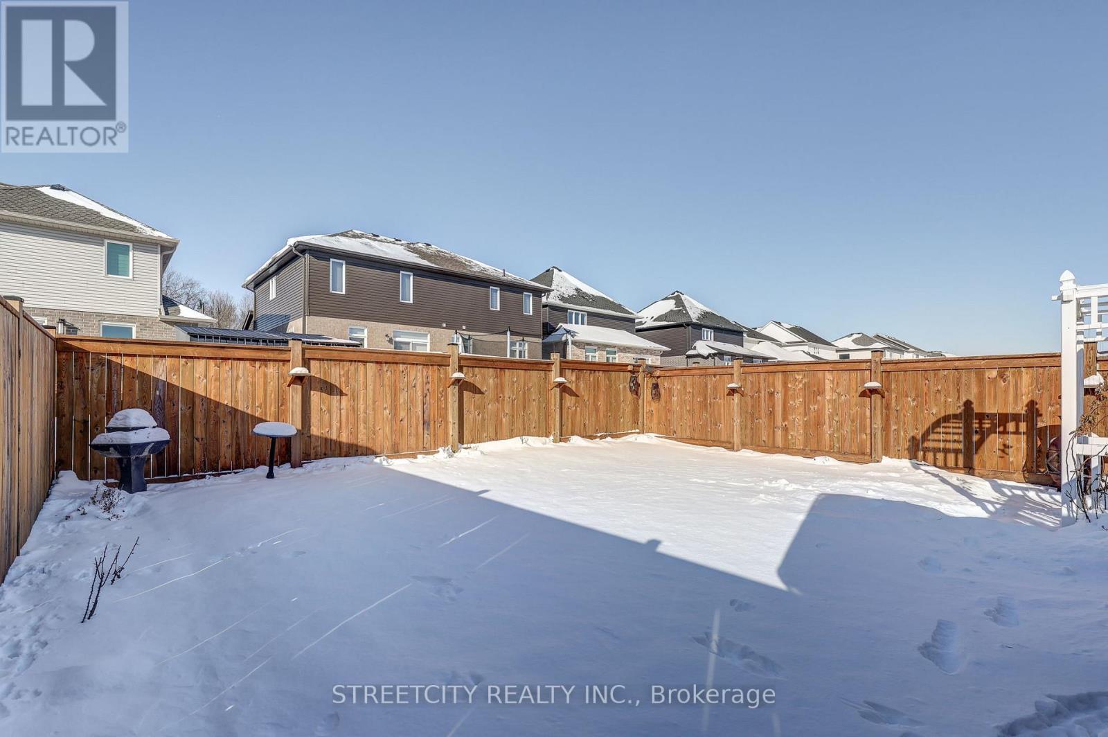 72 Ashberry Place, St. Thomas, Ontario  N5R 0H9 - Photo 36 - X12716004