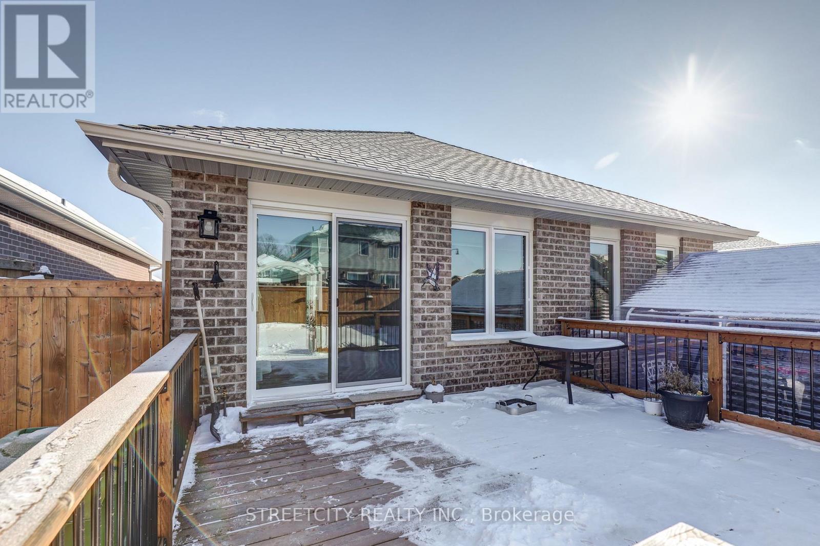 72 Ashberry Place, St. Thomas, Ontario  N5R 0H9 - Photo 39 - X12716004