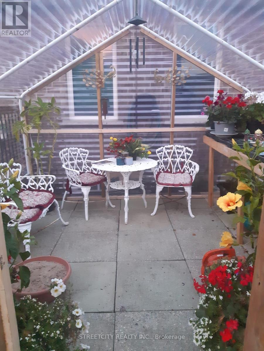 72 Ashberry Place, St. Thomas, Ontario  N5R 0H9 - Photo 41 - X12716004