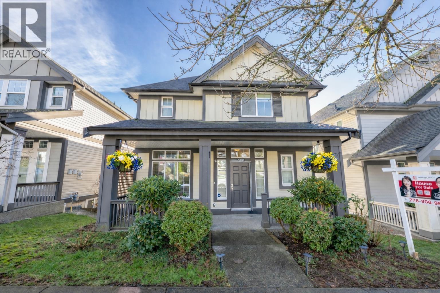 3470 Galloway Avenue, Coquitlam, British Columbia  V3E 0H7 - Photo 3 - R3080440