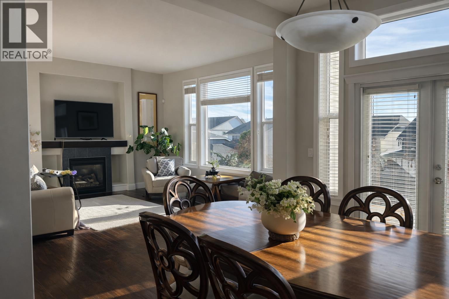 3470 Galloway Avenue, Coquitlam, British Columbia  V3E 0H7 - Photo 8 - R3080440