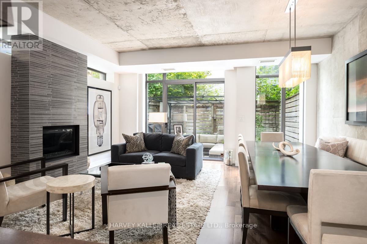 301 Mutual Street, Toronto, Ontario  M4Y 1X6 - Photo 3 - C12716006