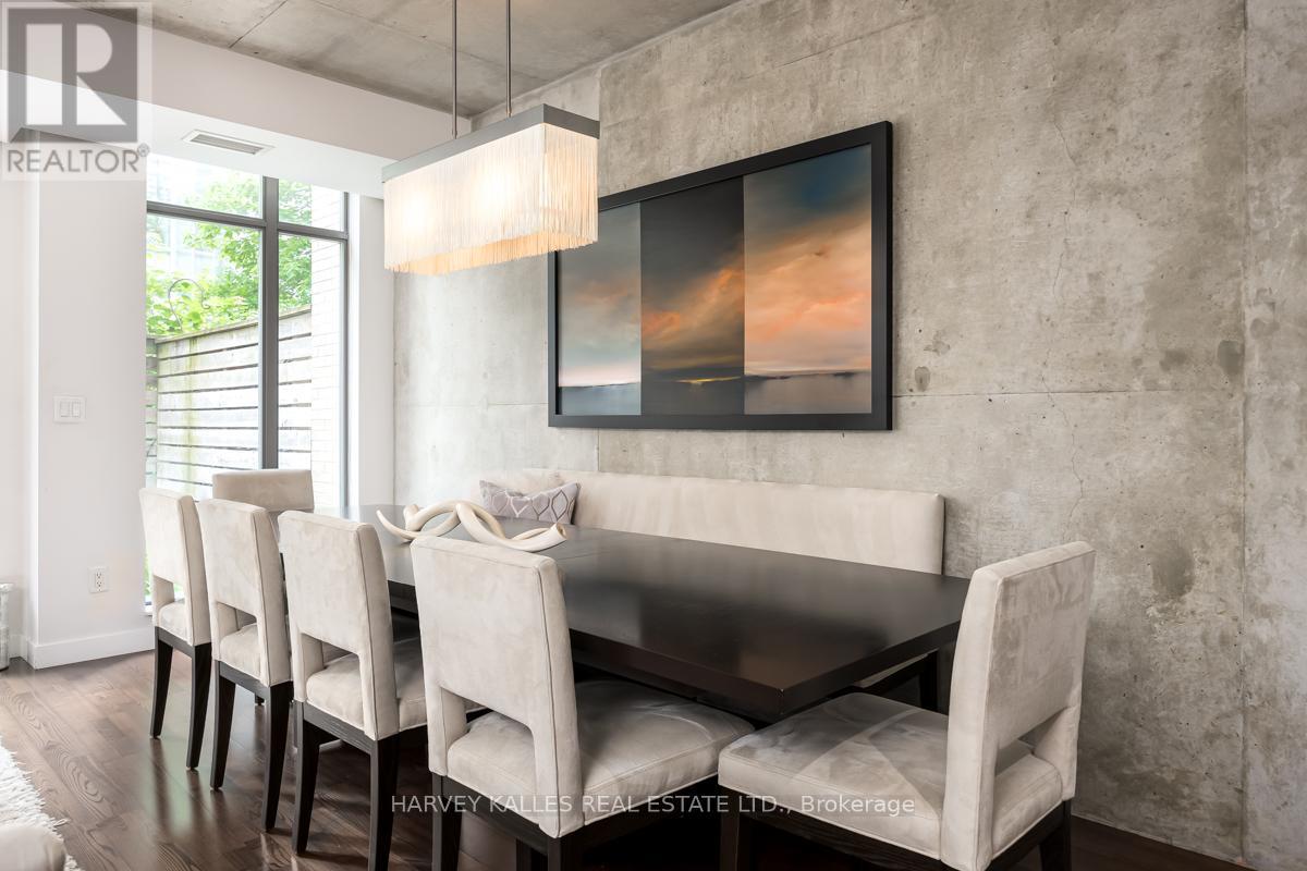 301 Mutual Street, Toronto, Ontario  M4Y 1X6 - Photo 4 - C12716006