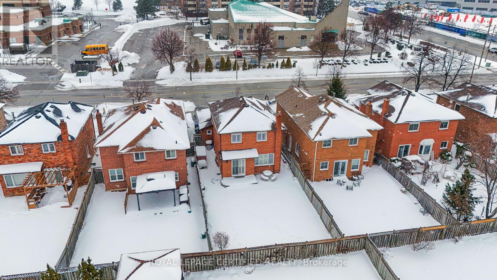 116 Malta Avenue, Brampton, Ontario  L6Y 4C8 - Photo 30 - W12715986