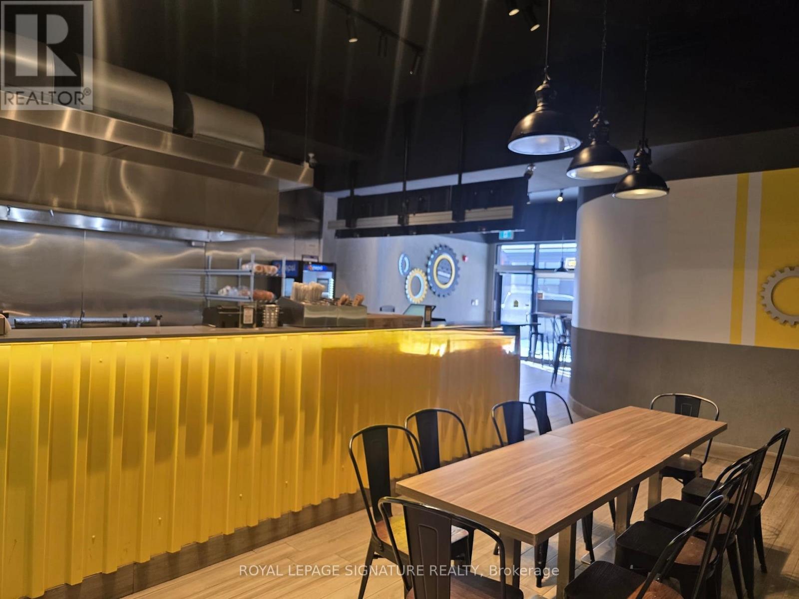 101 - 293 Dalhousie Street, Ottawa, Ontario  K1N 7E5 - Photo 2 - X12713674