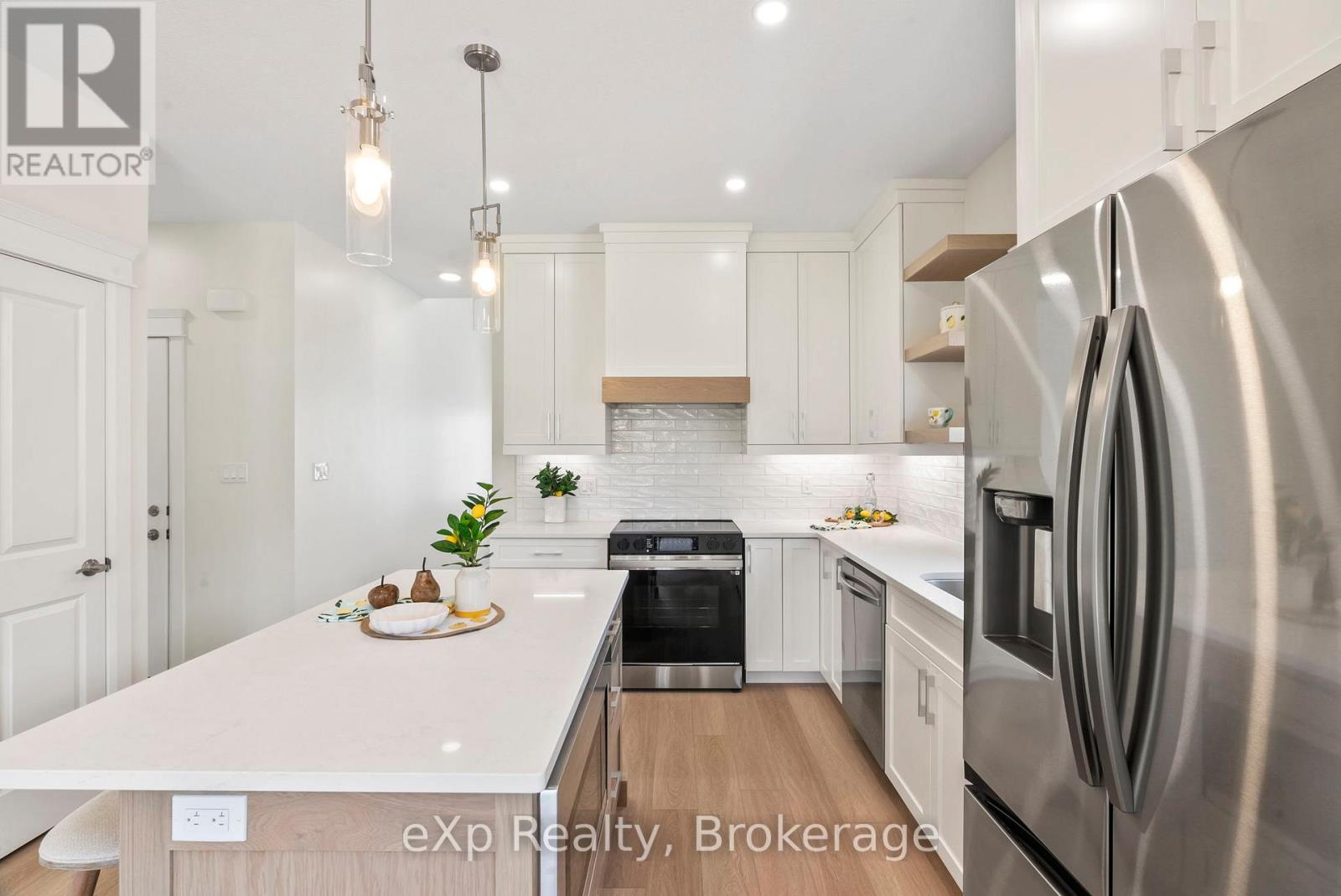 165 Jack's Way, Wellington North, Ontario N0G 2L4 - Photo 10 - X12716016