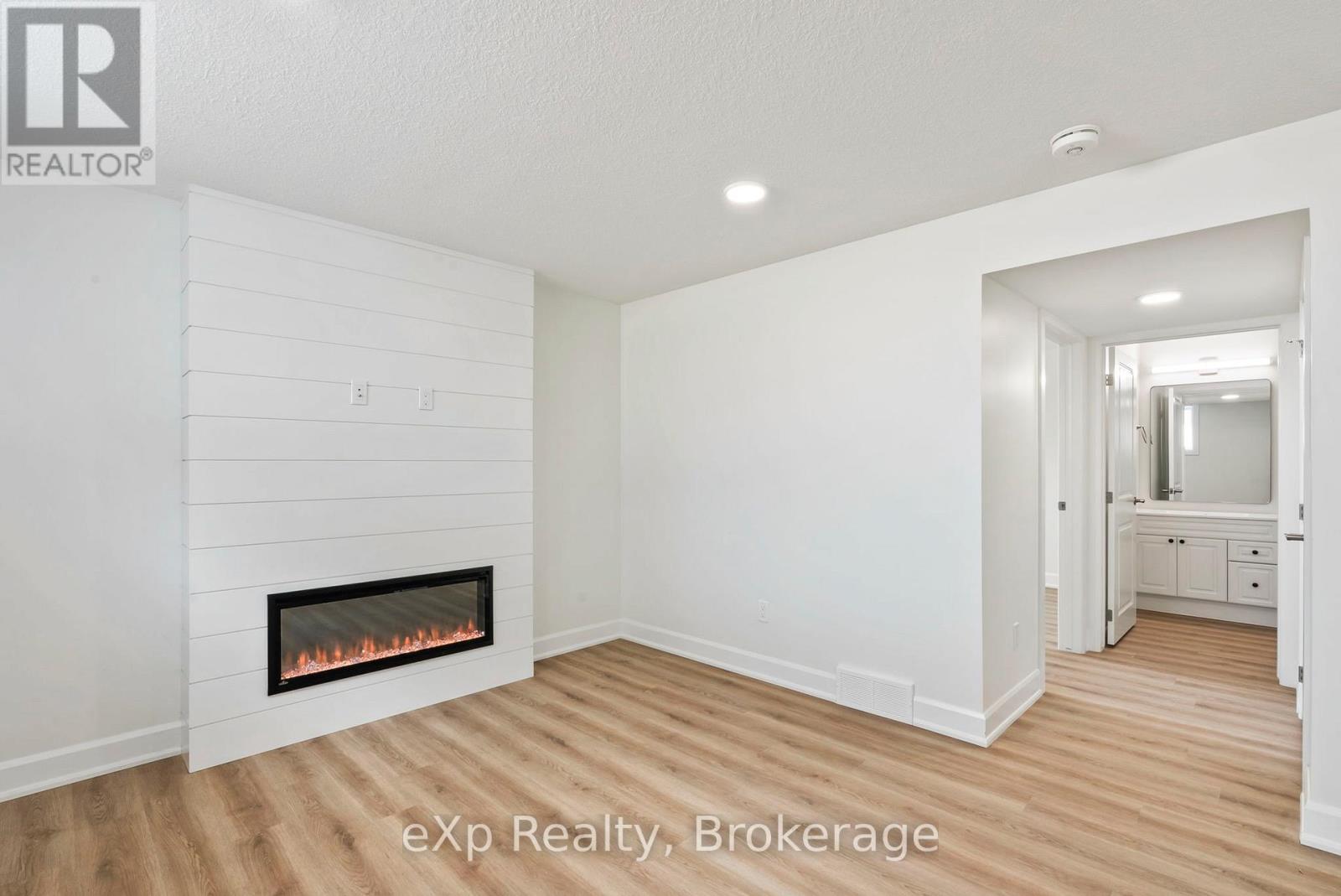 165 Jack's Way, Wellington North, Ontario N0G 2L4 - Photo 26 - X12716016