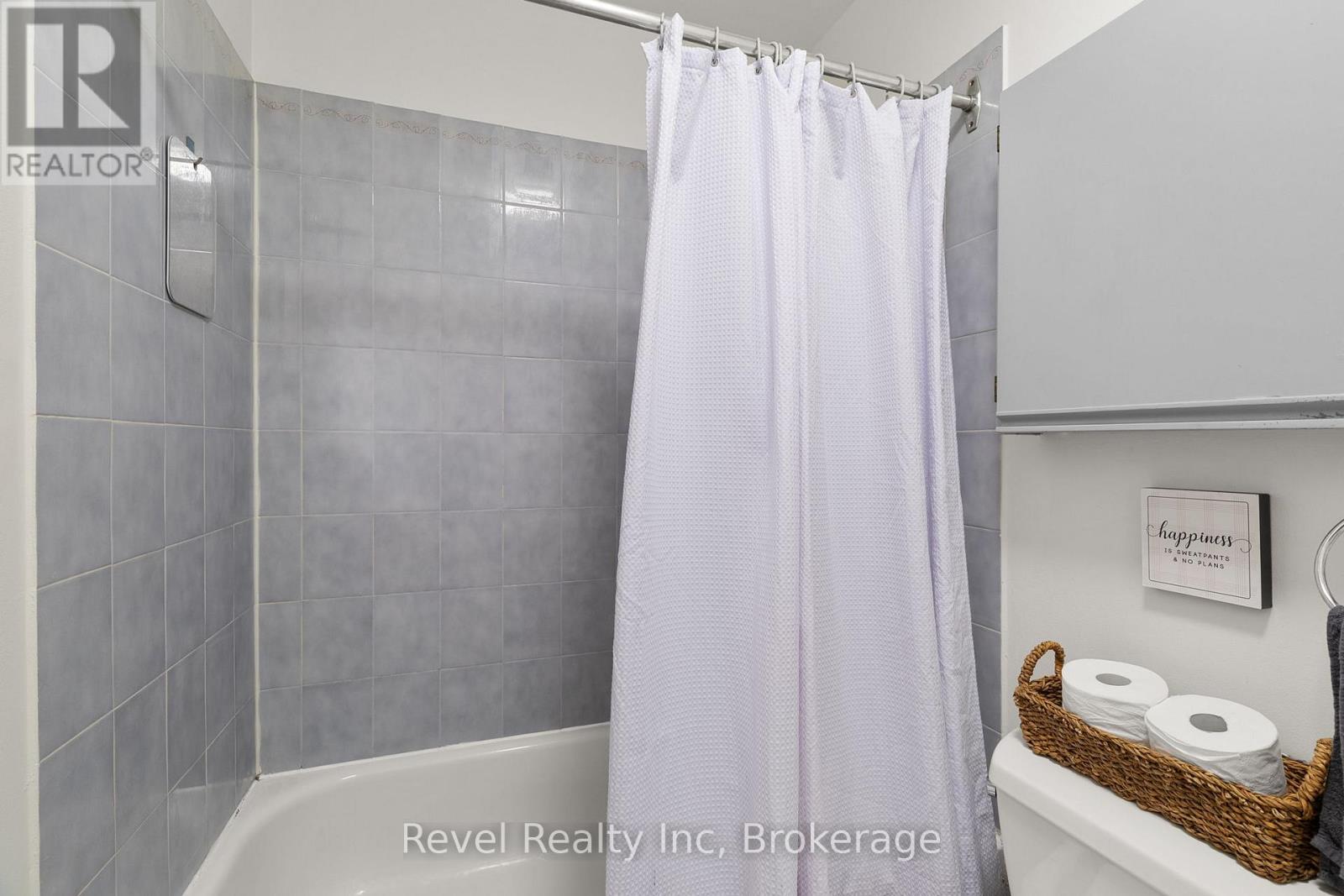 206 - 1 Georgian Bay Avenue, Parry Sound, Ontario P2A 3B1 - Photo 14 - X12716044