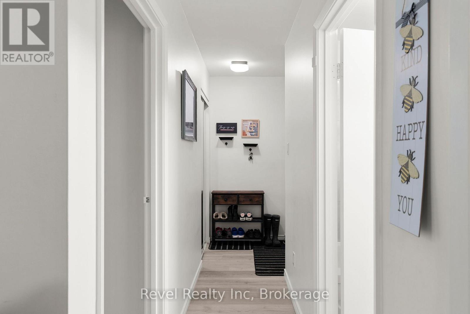 206 - 1 Georgian Bay Avenue, Parry Sound, Ontario P2A 3B1 - Photo 4 - X12716044