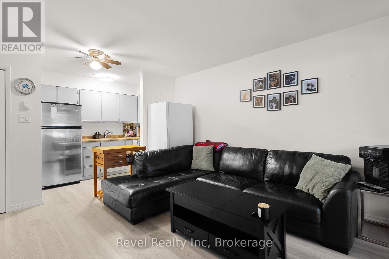 206 - 1 Georgian Bay Avenue, Parry Sound, Ontario P2A 3B1 - Photo 8 - X12716044