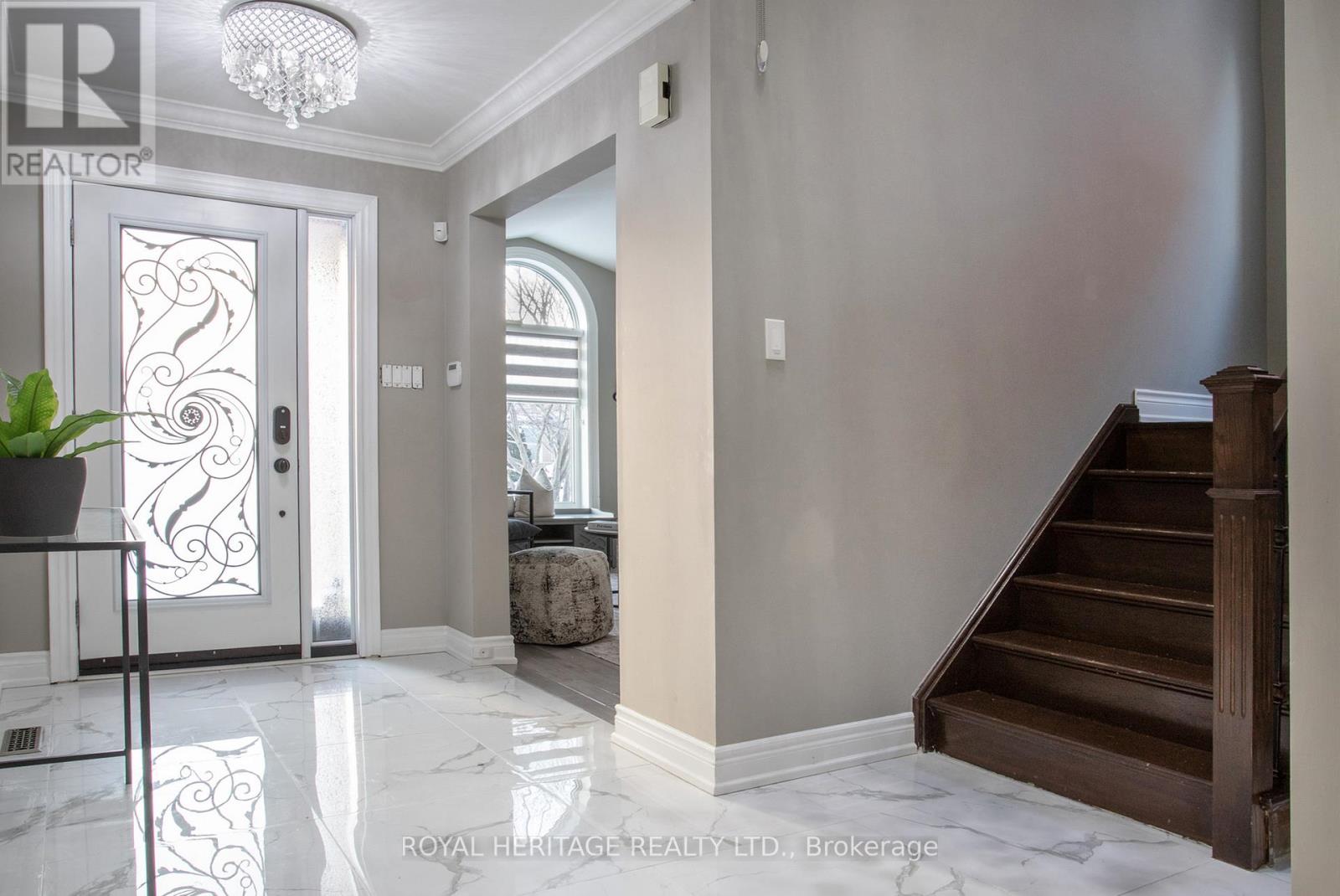 9 Sato Street, Whitby, Ontario L1R 2E6 - Photo 2 - E12716020