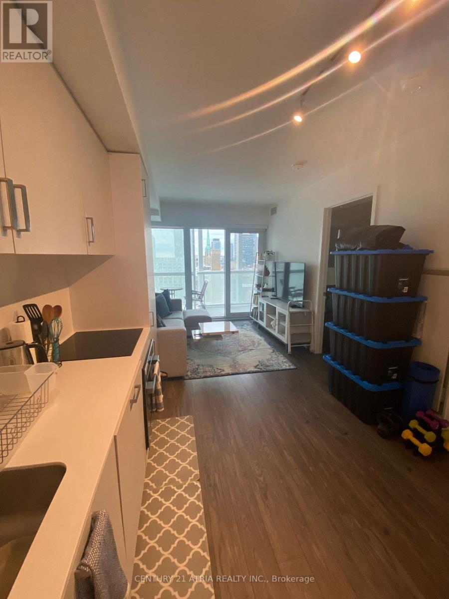 1005 - 88 Queen Street E, Toronto, Ontario  M5C 0B6 - Photo 5 - C12716022