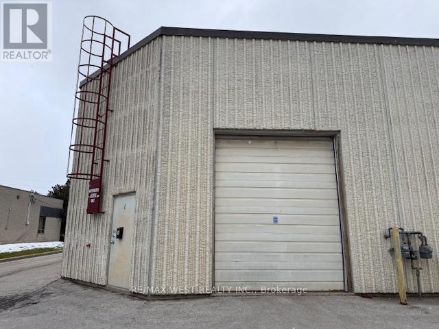 1 - 1 Marconi Court, Caledon, Ontario  L7E 1E4 - Photo 2 - W12715500