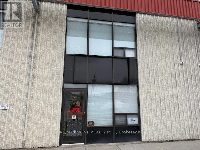 1 - 1 Marconi Court, Caledon, Ontario  L7E 1E4 - Photo 1 - W12715500